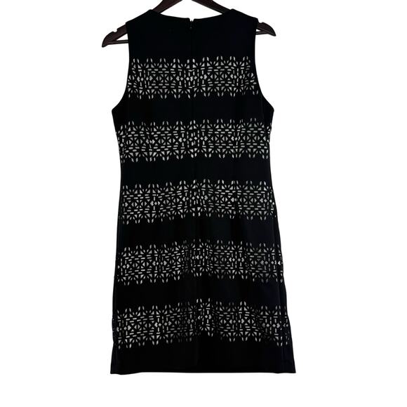 White House Black Market Laser Cut Shift Dress Black White Size 10 Career Basics - Picture 2 of 4